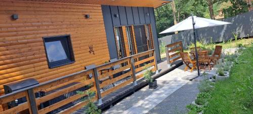 Kemence House | Experience Oceanfront Bliss at Szalonka Vendégház Kemence