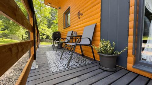 Kemence House | Experience Oceanfront Bliss at Szalonka Vendégház Kemence