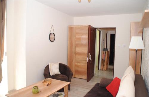 Szeged Apartment | Exceptional Szamóca Apartman: Child-Friendly Retreat