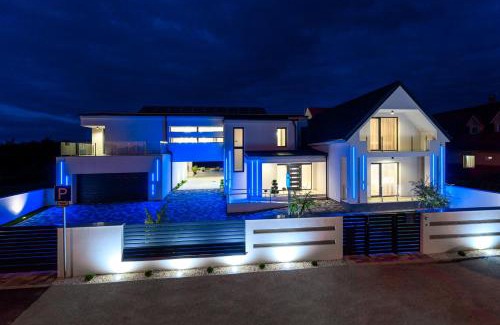 Tunyogmatolcs Bed & Breakfast | Experience Szatmár Cottage Boutique Hotel with Ocean Views