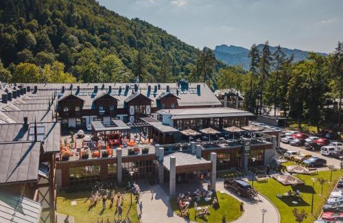 Szczawnica Hotel | Indulgent Stay at Szczawnica Park Resort & Spa, 5-Star Retreat