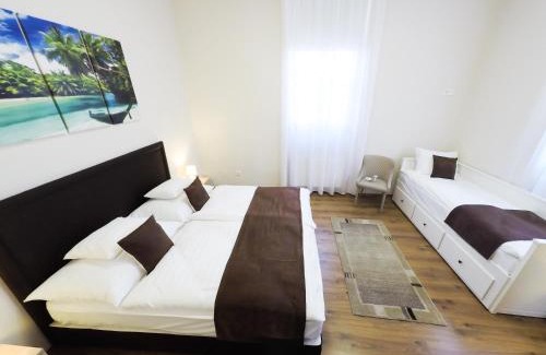 Ujkigyos Bed & Breakfast | Accessible Retreat at Szent Imre Panzió for Every Traveler