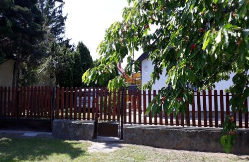 Fertohomok House | Oceanfront Szilva Apartman: Family-Friendly Retreat