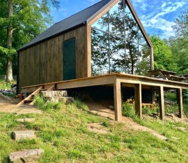 Przywidz House | Oceanfront Szklana Stodoła: Rated 9.4/10, Family-Friendly