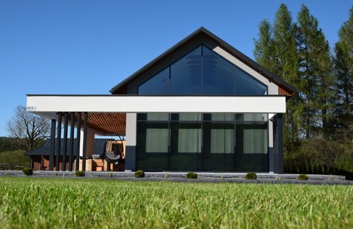 Adamow Villa | Unforgettable Szklane Domy Roztocze: Oceanfront Retreat