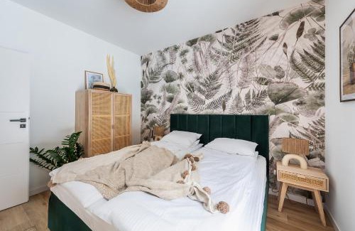 Siennica Villa | Oceanfront Delight at SZUMI ROSA - 4-Star, Pet Friendly Stay
