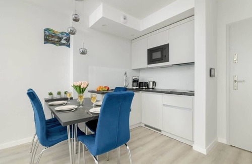 Zakopane Apartment | Relaxing One Bedroom Retreat with Balcony and Spa Access