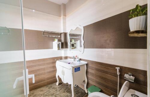 Dak Glong House | Delightful Tà Đùng Topview Homestay with Pool & Breakfast