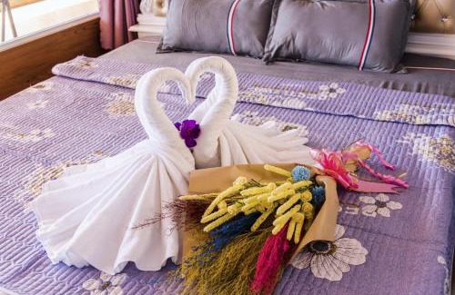 Dak Glong House | Delightful Tà Đùng Topview Homestay with Pool & Breakfast