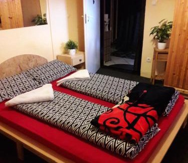Szilvasvarad Bed & Breakfast | Pet-Friendly Táltos Vendégház with Oceanfront Dining