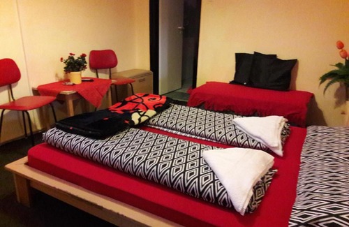 Szilvasvarad Bed & Breakfast | Pet-Friendly Táltos Vendégház with Oceanfront Dining