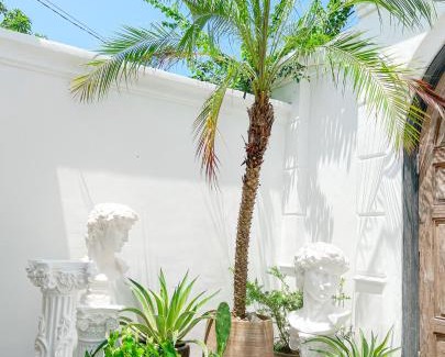 Tay Ninh Apartment | Family-Friendly Tây Homestay 968 with Relaxing Hot Tub
