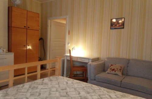 Viljandi Bed & Breakfast | Welcoming Tähe Maja: Pet-Friendly with Daily Breakfast