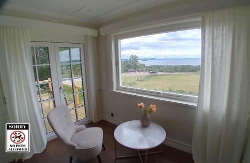 Tallberg Hotel | Discover Tällbergsgårdens Hotell: Pet-Friendly Retreat