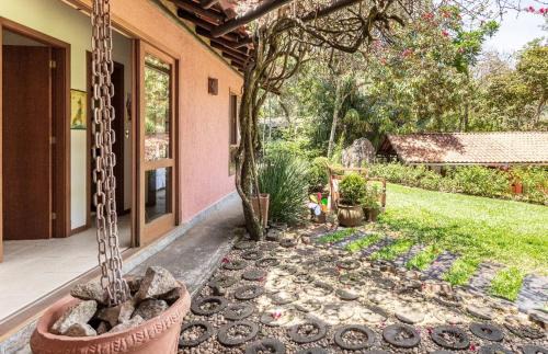 Araras House | Welcome to Tékinfin: Oceanfront Retreat in Secretário!