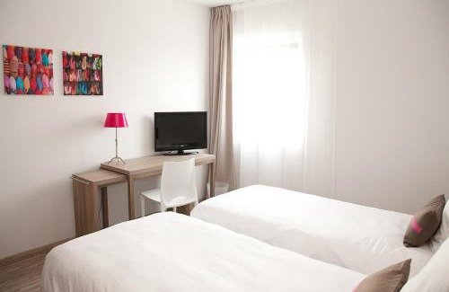 Merignac Apartment | Pet-Friendly Ténéo Apparthotel Bordeaux Mérignac Awaits