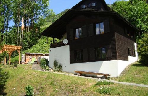 Elm House | Discover Töniberg Lounge: Perfect for Families, Rated 10/10