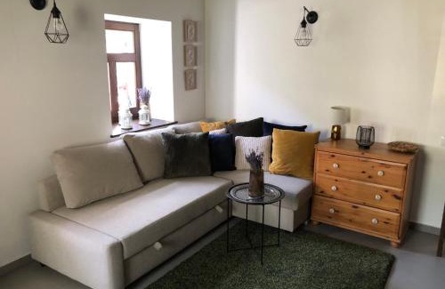 Obanya House | Family-Friendly Kistücsök Vendégház in Óbánya - 9.7/10 Rated