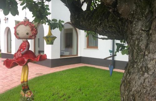 Viszak Bed & Breakfast | Top-Rated Tündérkert Panzió Őrség: Family & Pet Friendly