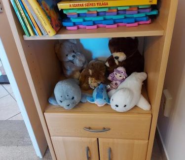 Balatonkiliti Apartment | Discover Tünde Lak: Family-Friendly Retreat with Pool