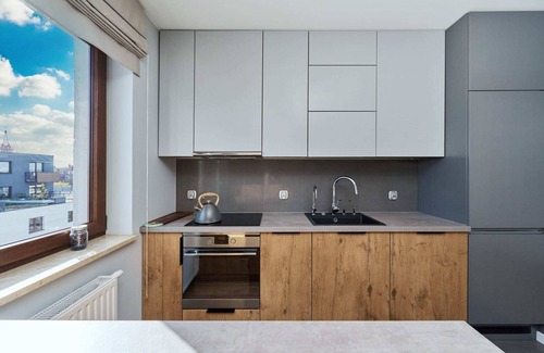 Stare Miasto Apartment | Top-Rated Apartment Tęczowa 82B/19 with Balcony in Wroclaw