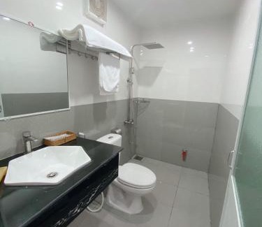 Ha Tien Hotel | Budget-Friendly Tường Vi Motel: Family & Pet Friendly Stay