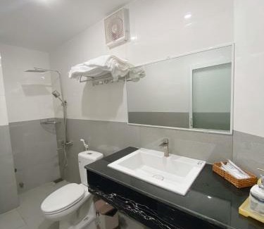 Ha Tien Hotel | Budget-Friendly Tường Vi Motel: Family & Pet Friendly Stay