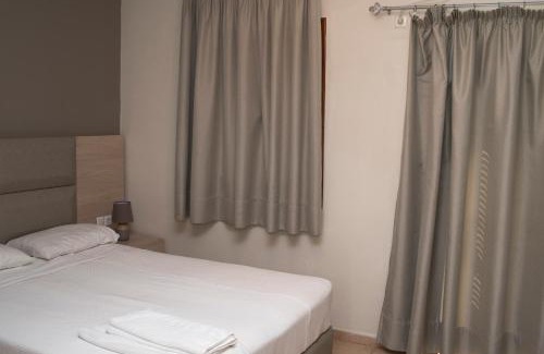 Chortata House | Guest Favorite: T'Aloni with Hot Tub & Breakfast Included