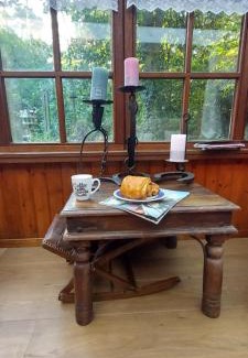 Opglabbeek Ski Chalet | Explore T boshuisje: Family-Friendly Retreat with Top Reviews