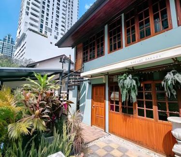 Khlong Tan Nuea House | Private Pool Retreat for Up to 15 Guests at T-house Bkk