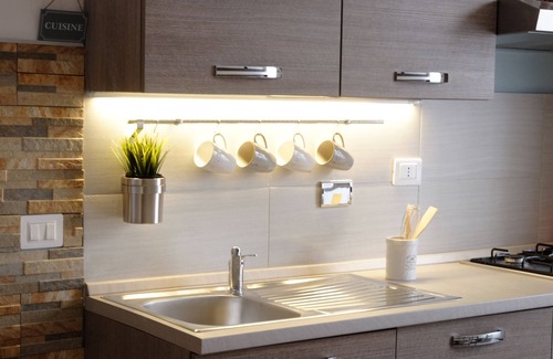 La Spezia Apartment | Modern T. T House Apartment with Spa & Breakfast Amenities