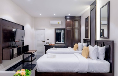 Hua Hin Hotel | Discover T Villas Huahin: Guest Rated 9.8 with Pool & Kitchen