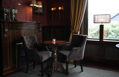 Otterlo Hotel | Charming 't Witte Hoes: Family-Friendly with Delicious Dining
