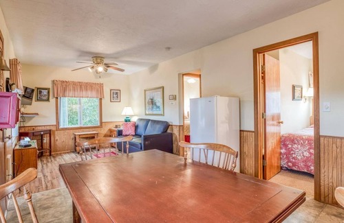 Depoe Bay Apartment | Guest Rated 9/10: Anchor@ Trollers Lodge with Ocean View
