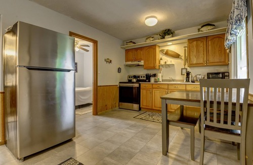 Depoe Bay Apartment | Guest Rated 9/10: Anchor@ Trollers Lodge with Ocean View