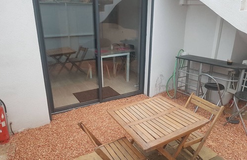 Sud Apartment | Relaxing Retreat: 10-Minute Walk to Aix en Provence