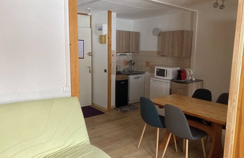 Les Avanchers-Valmorel Apartment | Guest Rated 10/10: Ski-In Comfort at Res Le Pierrer