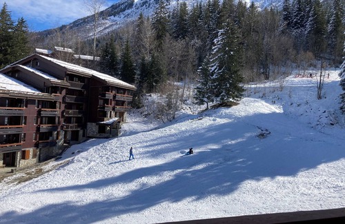 Les Avanchers-Valmorel Apartment | Guest Rated 10/10: Ski-In Comfort at Res Le Pierrer