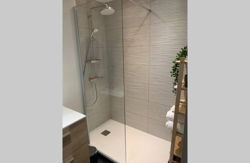 Les Hopitaux-Neufs Apartment | Stylish T1 Bis with Garden Access, Pet and Child Friendly