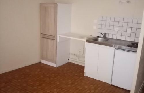 Baume-les-Dames Apartment | Relaxing Retreat in Vieux Centre with Spa & Hot Tub
