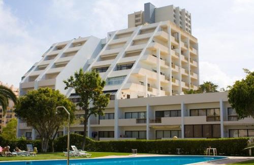 Praia da Rocha Apartment | Oceanfront Retreat at Praia da Rocha with Stunning Views