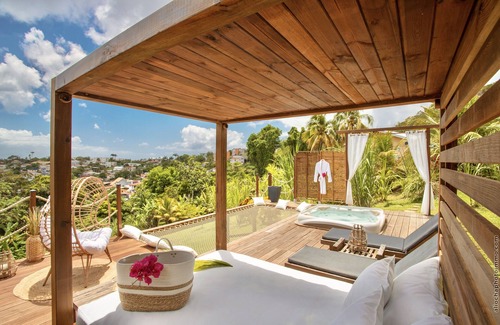 Fort-de-France Apartment | Unforgettable T1 Prestige Sea View with Ocean Spa Amenities