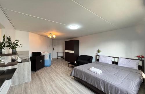Ban Mai Apartment | Family-Friendly T12 Popular Condo with High Guest Rating