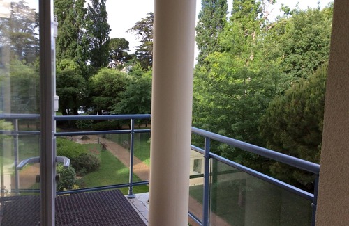 La Baule-Escoublac Apartment | Relaxing Retreat in T1bis Park with Pools Near the Beach