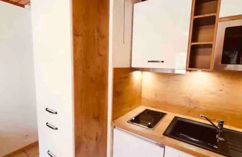 Les Deux Alpes Apartment | Premier Resort Retreat with Spa, Terrace & Slope Access
