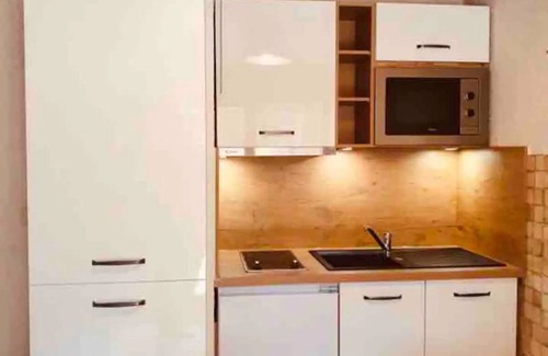 Les Deux Alpes Apartment | Premier Resort Retreat with Spa, Terrace & Slope Access