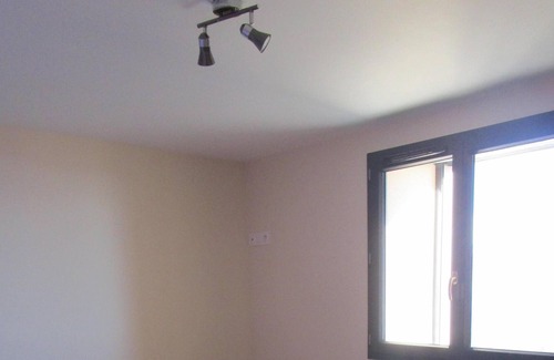 Pelleautier Apartment | Scenic T2 with Lake View - Perfect for Nature Lovers