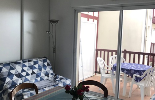 Ciboure Apartment | Top-Rated T2 Apartment Overlooking the Port for Families