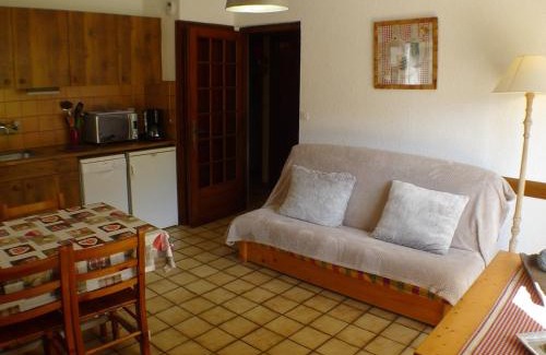 Samoens Apartment | Tranquil Mountain View Apartment Near Samoëns Village