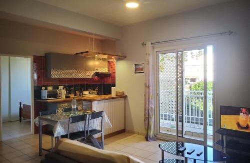 Centre Ville Apartment | Cozy T2 Ground Floor with Private Parking & High-Speed WiFi